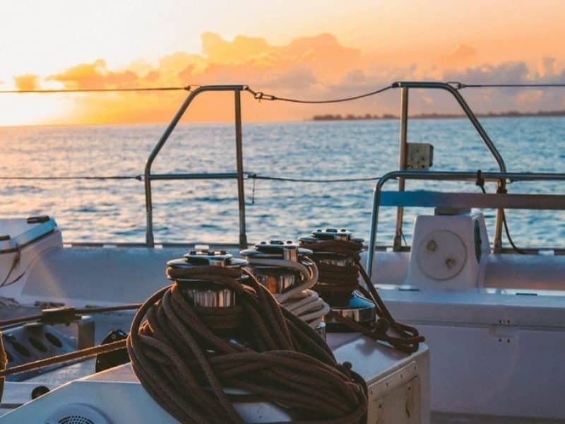 puesta de sol en catamaran Altea